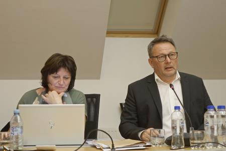 11. REDNA SEJA OBČINSKEGA SVETA 14 FOTO TINE ŠUBIC